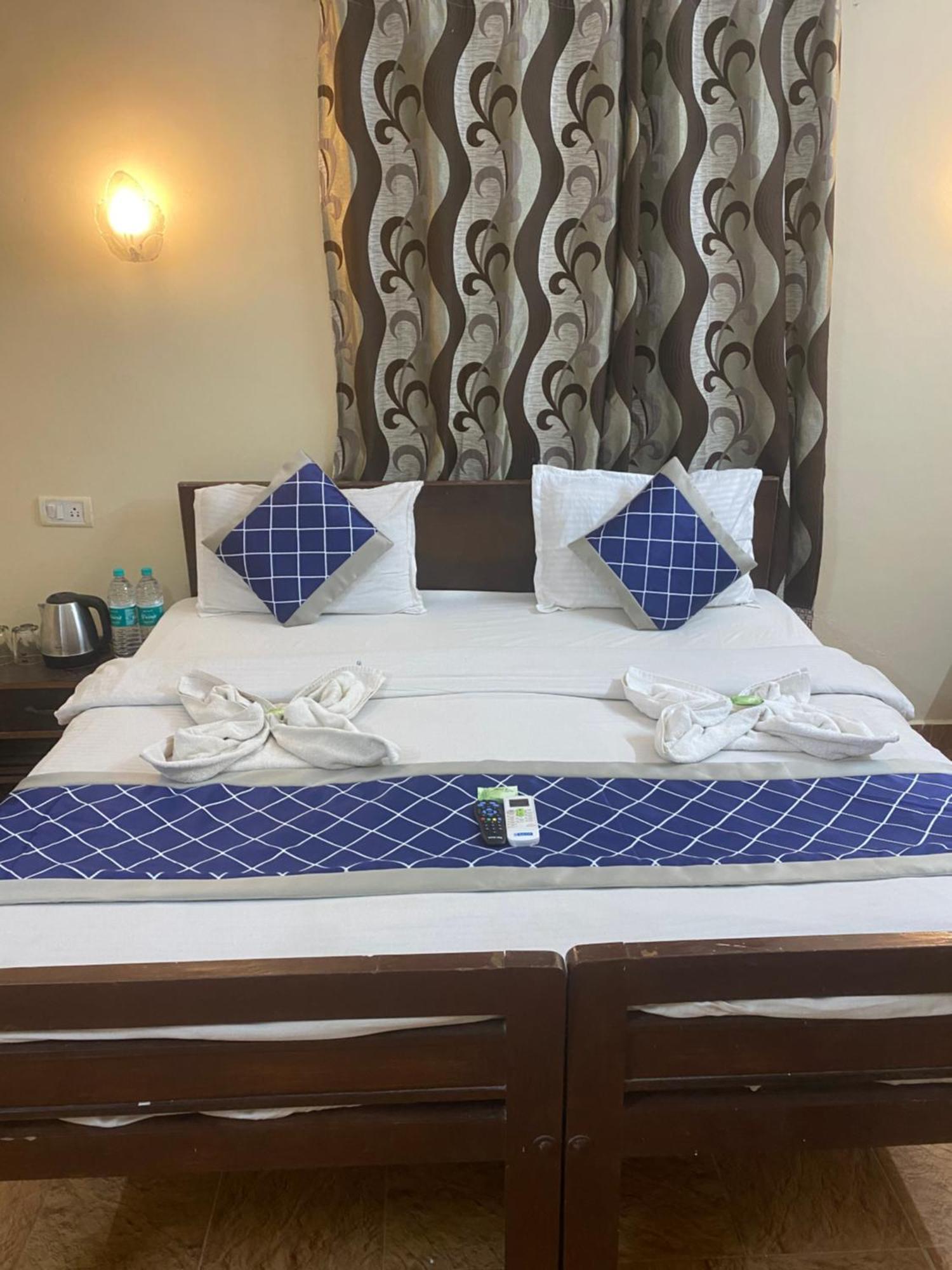 Baga Beach Palms Экстерьер фото