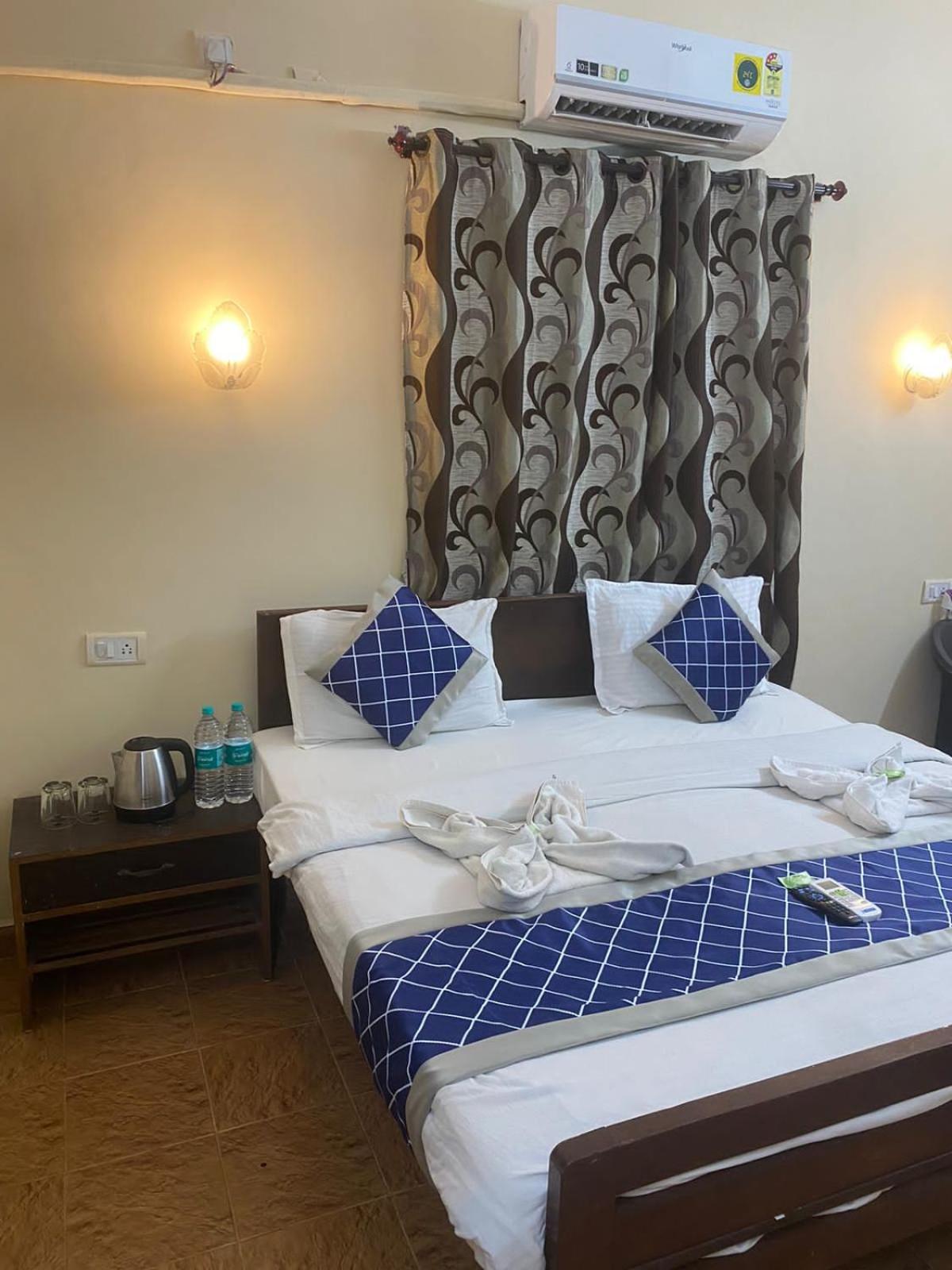 Baga Beach Palms Экстерьер фото